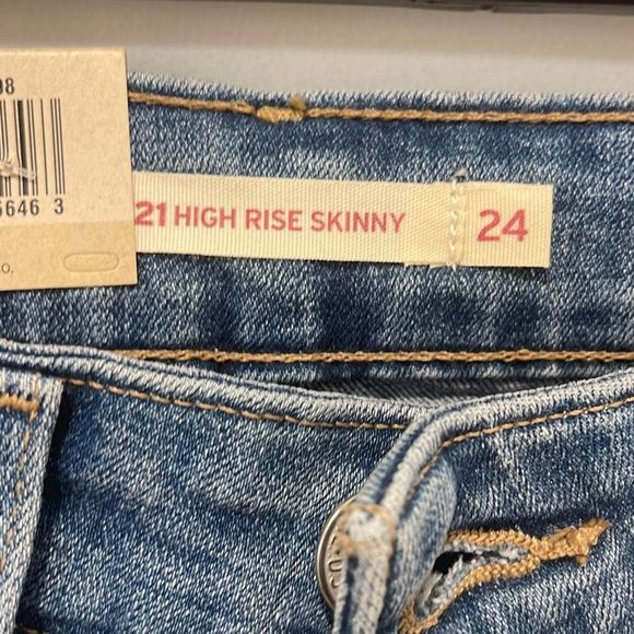 LEVE’S 721 HIGH RISE SKINNY WOMEN'S JEANS W24 / L30. - Picture 6 of 16